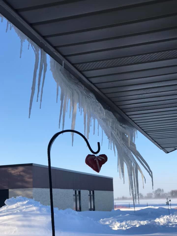 Interesting icicles